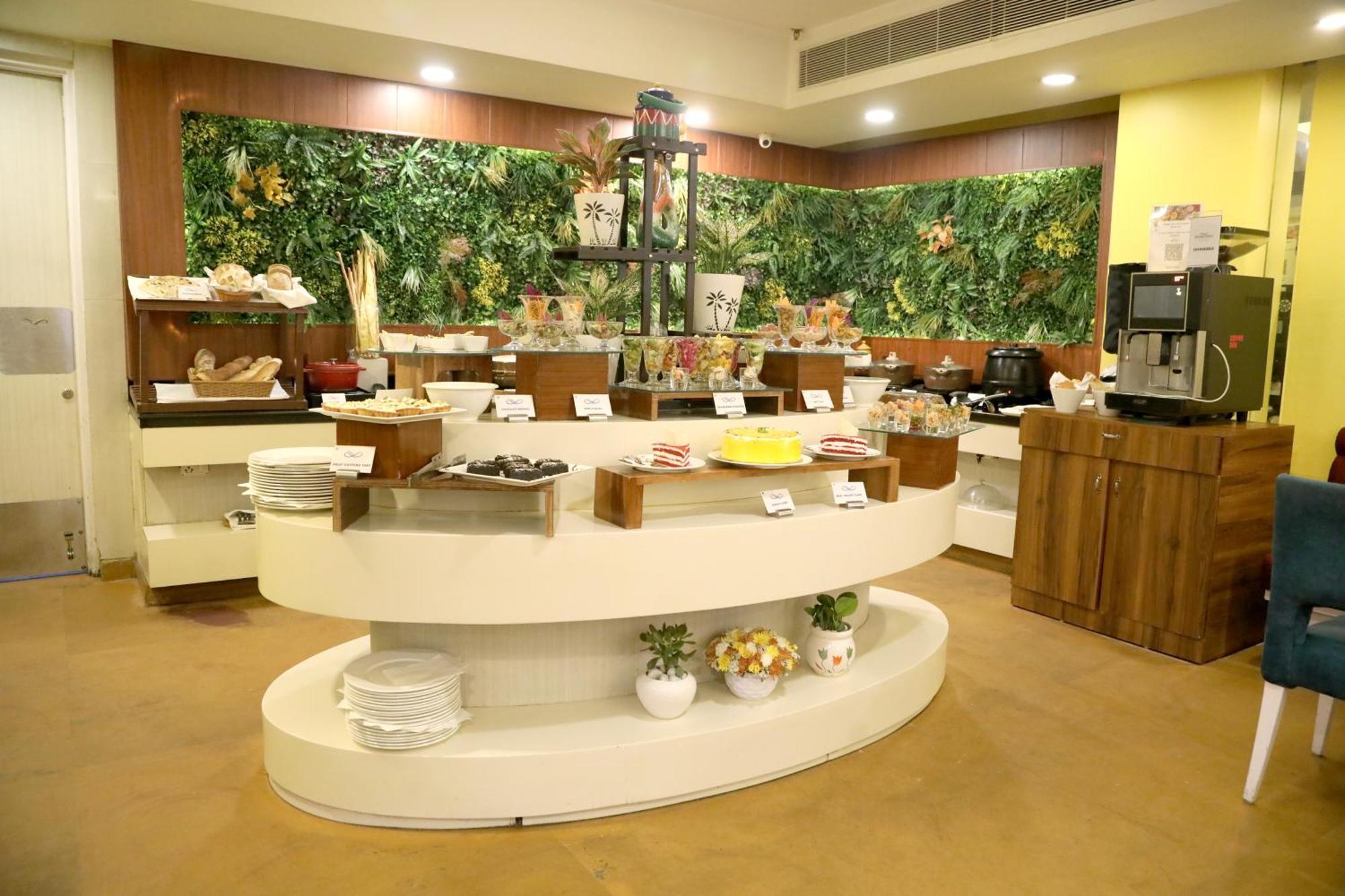 Sarovar Portico Naraina, Hotel New Delhi Eksteriør bilde