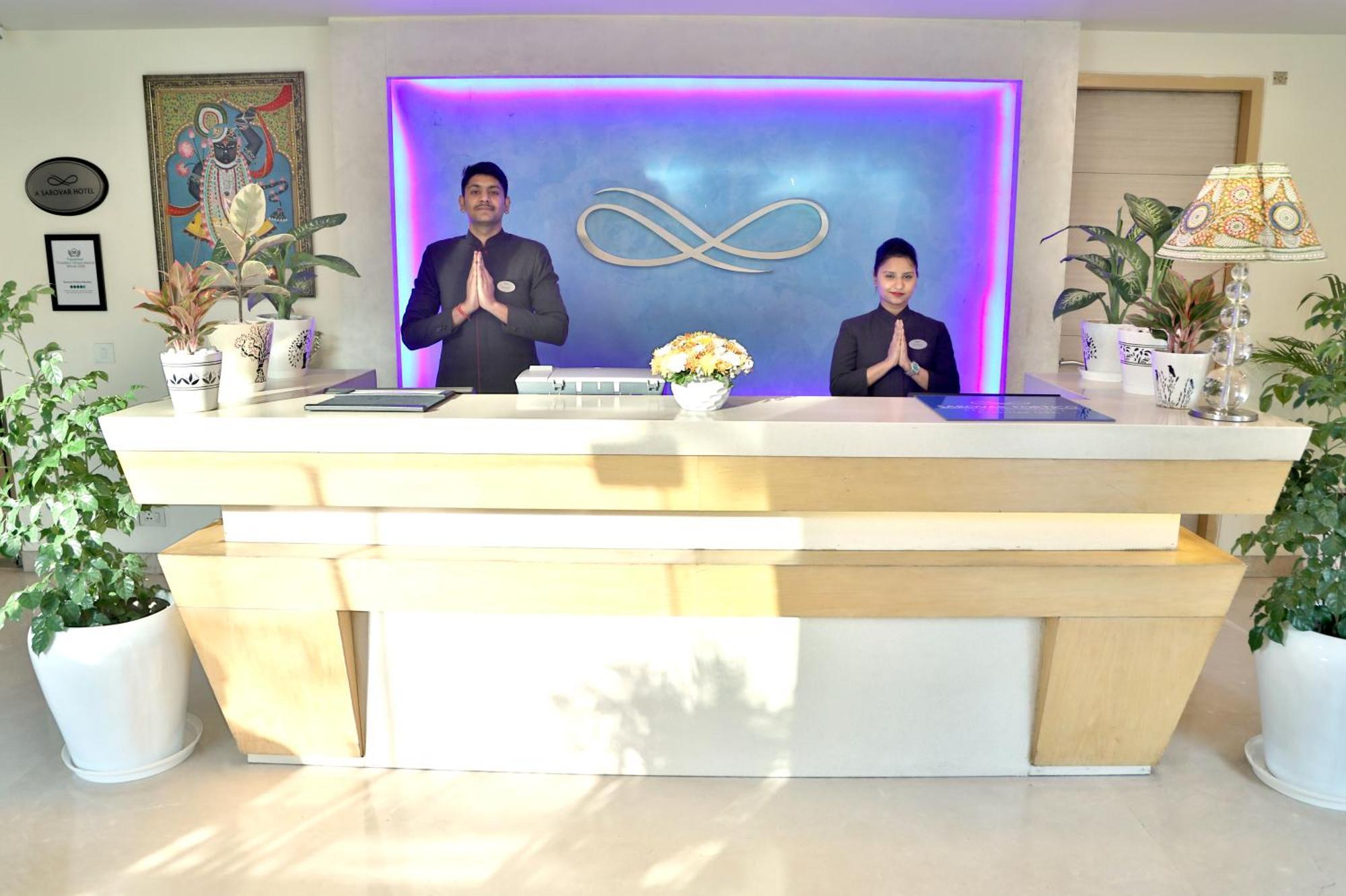 Sarovar Portico Naraina, Hotel New Delhi Eksteriør bilde