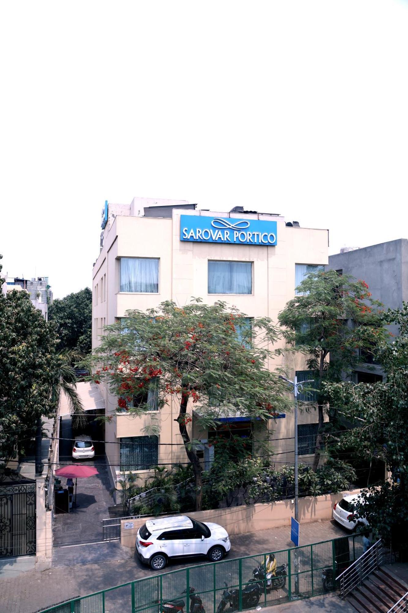 Sarovar Portico Naraina, Hotel New Delhi Eksteriør bilde