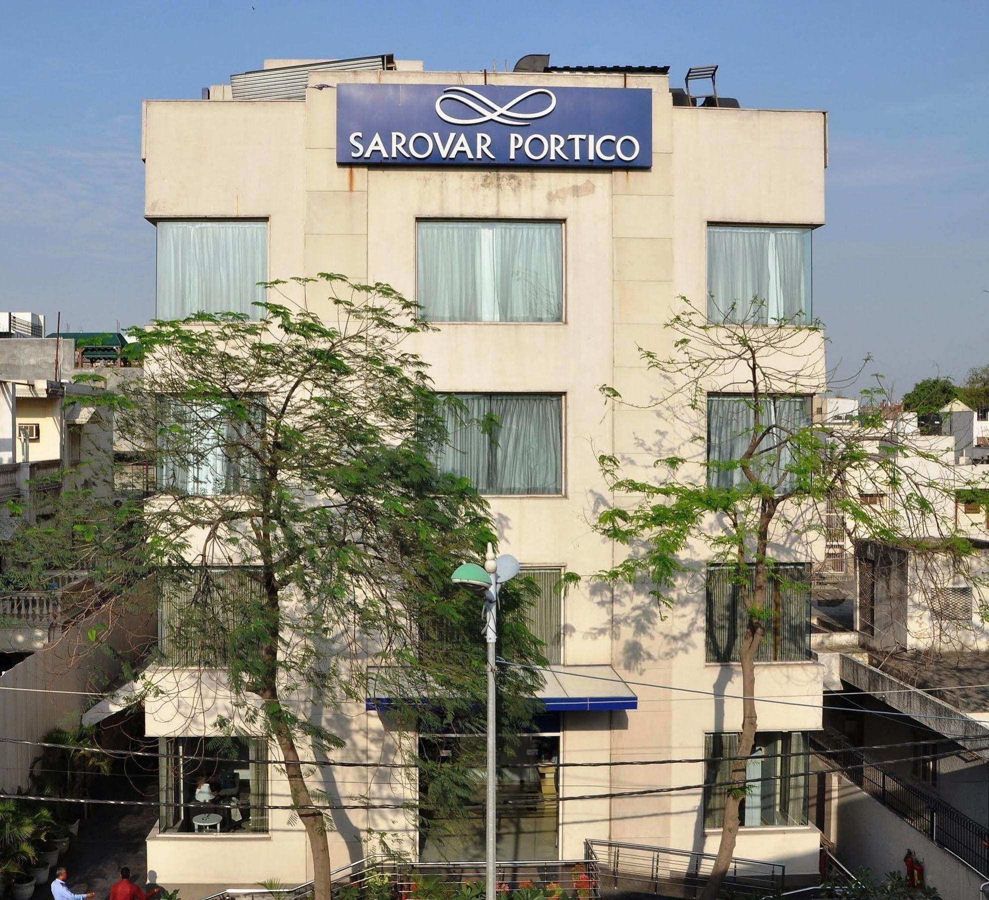 Sarovar Portico Naraina, Hotel New Delhi Eksteriør bilde